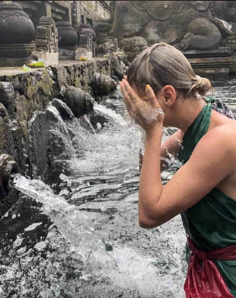 Melukat Ritual and Purification in the spring holy water Tirta Empul ...